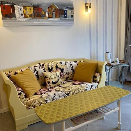 Doupassage Bed and Breakfast La Chatelaine Εξωτερικό φωτογραφία